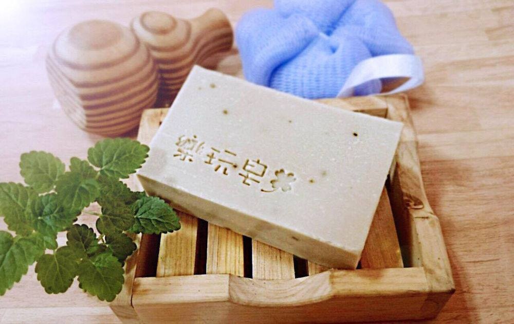 香茅酪梨平安皂-0-香茅酪梨平安皂